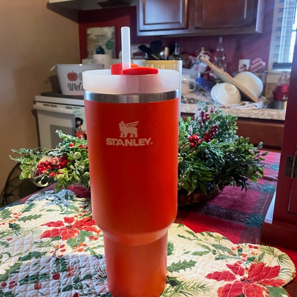 Stanley Cup Bundle - Picture 7 of 13